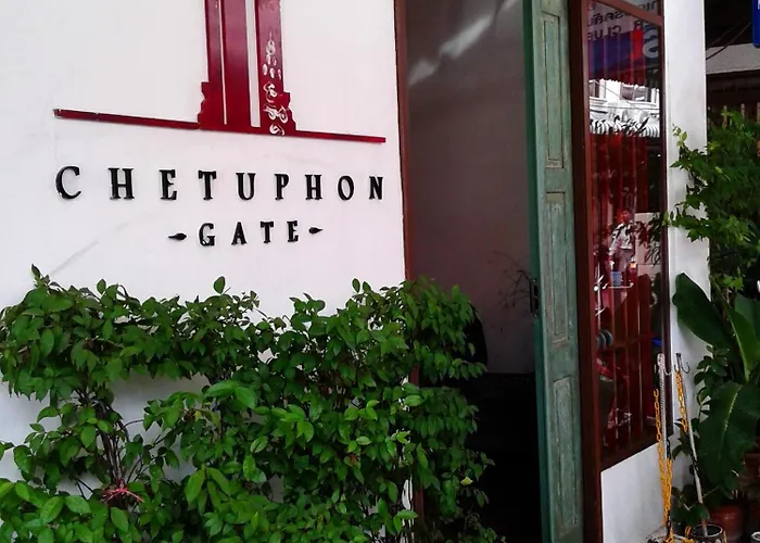 Chetuphon Gate Bangkok
