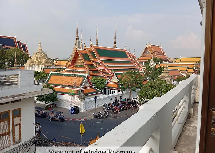 Hotel Chetuphon Gate 3*
