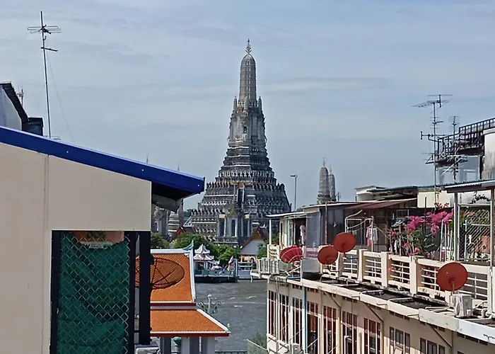 Chetuphon Gate Bangkok